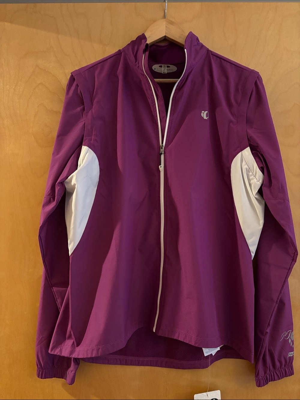 Pearl Izumi Women's Plum Utility Wind Jacket with White Accents